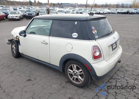 2012 Mini Cooper z USA, uszkodzony, nr VIN WMWSU3C55CT257855